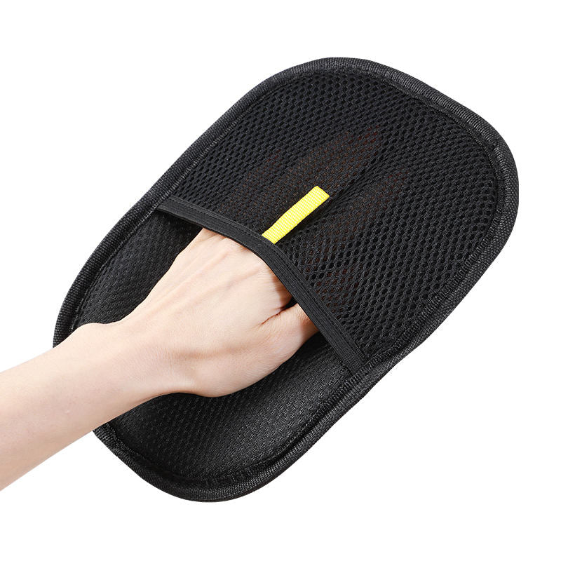 Electrostatic pet hair removal glove