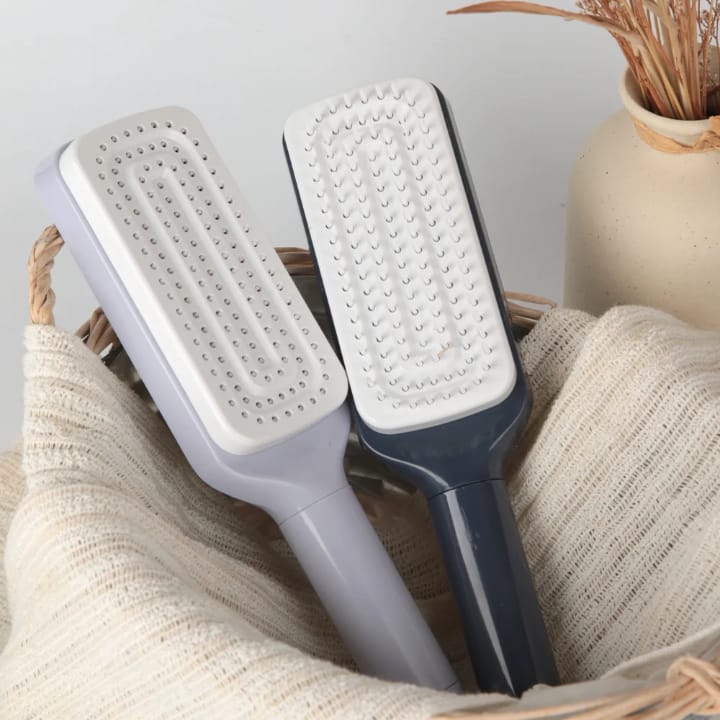 Self cleaning Hair Brush